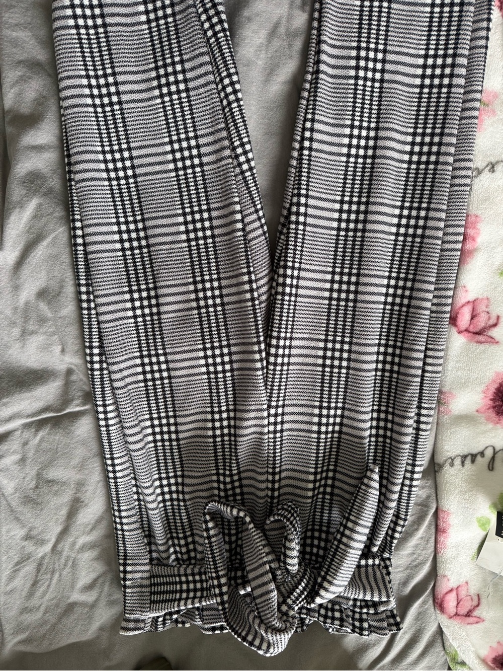 Plaid Black & White Pull-On Women's Pants